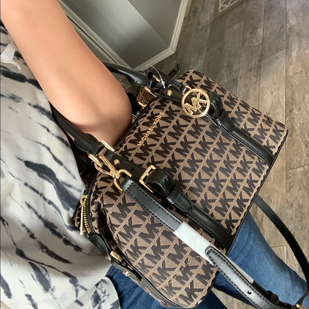 Last one ✂️New MK set 🖤 medium satchel & wallet - Picture 7 of 8
